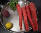 A picture of step 1 of Carrot juice.