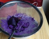 Foto langkah ke 1 dari resep Ube Ungu Burnt Cheesecake.