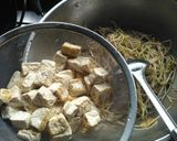 Foto langkah ke 3 dari resep Sayur tauge tahu saus tiram.