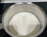 Hình bước làm 1 của món Hot Chocolate - Món Socola Nóng cho mùa Giáng Sinh lạnh 🎄