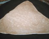 A picture of step 6 of Triangle paratha.