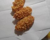 A picture of step 8 of Potatoes Maggi roll.