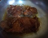 A picture of step 2 of Pan fried pork.