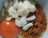 Gambar langkah 3 resipi Roti Canai Telur & Serunding.