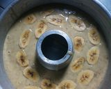Foto langkah ke 5 dari resep Banana Cake Anti Gagal Step By Step 😘😘😘.