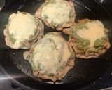 Foto del paso 6 de la receta: Mini tartas de brócoli 🥦 con masa casera