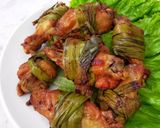 Foto langkah ke 5 dari resep Ayam Goreng Pandan.