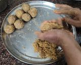 A picture of step 10 of विंटर स्पेशल अलसी के लड्डू.