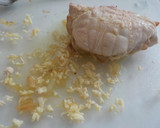 Foto del paso 18 de la receta: Pechuga de pollo rellena de berenjena y queso al horno