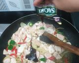 Foto langkah ke 4 dari resep Ifu Mie Cah Ayam Pedas.
