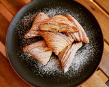 Foto del paso 10 de la receta: Triángulos de hojaldre, crema y manzana