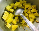 A picture of step 2 of Aloo methi.