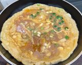 Foto langkah ke 3 dari resep Telur Dadar Kecap.