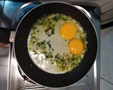 Foto langkah ke 4 dari resep Telur Viral ala Ayong 999.