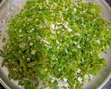 A picture of step 5 of Seasonal Fresh Tuver & hara Lehsan Ka Paratha.