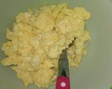 Foto langkah ke 3 dari resep Tumis tahu telur sawi putih.