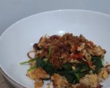 Foto langkah ke 6 dari resep Bayam rebus tempe goreng pedas.