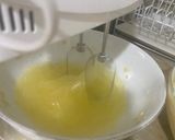 Foto langkah ke 5 dari resep Marmer cake pisang.