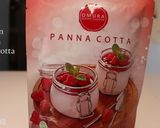 Foto langkah ke 1 dari resep Panna Cotta Dessert Omura Saus Strawberry.