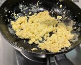 รูปขั้นตอนการทำที่ 1 ของ ไก่สับคั่วไข่