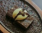 A picture of step 7 of Sizzling Brownie with Ice Cream.