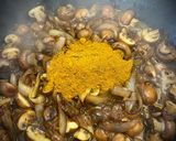 Foto del paso 5 de la receta: Ternera al curry con portobello