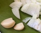 Foto del paso 2 de la receta: Estofado de solomillo de cerdo al vino tinto con Olla GM modelo H