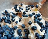 Foto del paso 4 de la receta: Muffins de quesillo con arándanos
