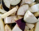 আলু বেগুন দিয়ে চিংড়ি মাছ (alu begun diye chingri mach Recipe in Bengali) রেসিপির ধাপ 1 ছবি