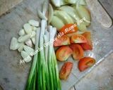 Foto langkah ke 2 dari resep Ayam Bumbu Capcay.