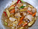 ไก่ผัดยอดข้าวโพด