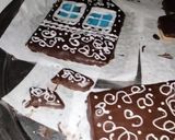 Foto del paso 9 de la receta: Mi casita de jengibre, chocolate y glasé!!🏠🎄🎄🎇