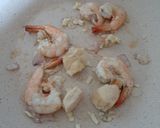Foto langkah ke 1 dari resep Sup Udang Tahu.