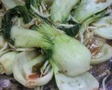 Foto langkah ke 6 dari resep 230. Tumis Pakcoy Kecambah.