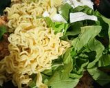 Foto langkah ke 5 dari resep Nasi Goreng Mawut.