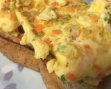 รูปขั้นตอนการทำที่ 8 ของ Omelette Toast