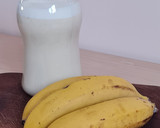 Foto del paso 2 de la receta: Licuado de banana y mantequilla de maní con jengibre fresco