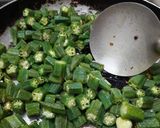 A picture of step 4 of Bhindi ki sabzi.