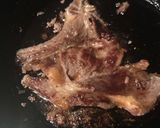 Foto del paso 1 de la receta: Costeleta a la sartén con 4 ingredientes ideal para la cena. En 10 minutos