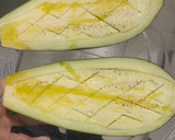 Foto del paso 1 de la receta: Berenjenas rellenas de atún