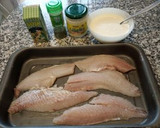 Foto del paso 1 de la receta: Filetes de gallineta al horno con crema de soja y alioli
