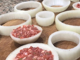 Aros de cebolla rellenos