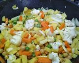 Une image de l'étape 1 de Korma de légumes.