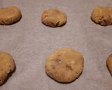 A picture of step 9 of Bakewell Cookies.