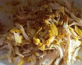 Foto langkah ke 1 dari resep Ayam Suwir Pedas Bali.