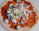 A picture of step 4 of Pizza parantha.
