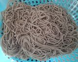 Hình bước làm 2 của món Mì soba lạnh