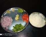 A picture of step 1 of पनीर भृजीॅ.