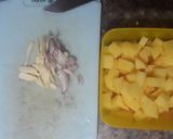 Foto langkah ke 1 dari resep Kentang Oseng.