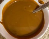A picture of step 5 of Biscoff cheesecake.